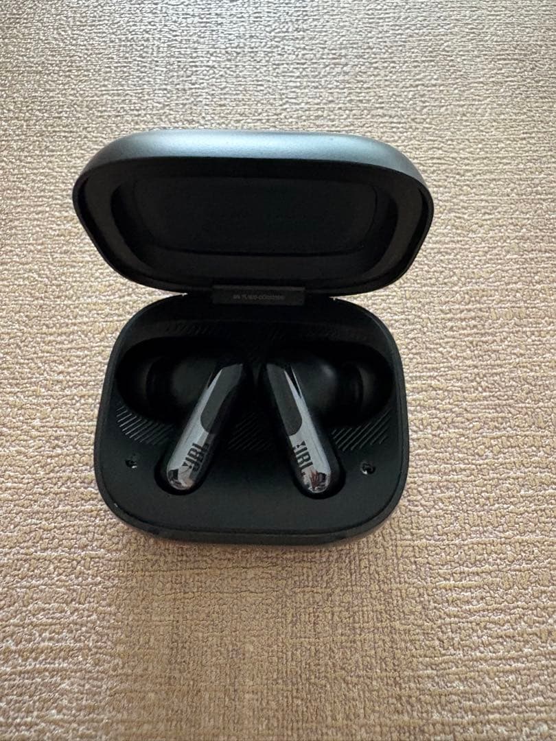 ヘッドホン JBL LIVE BEAM3
