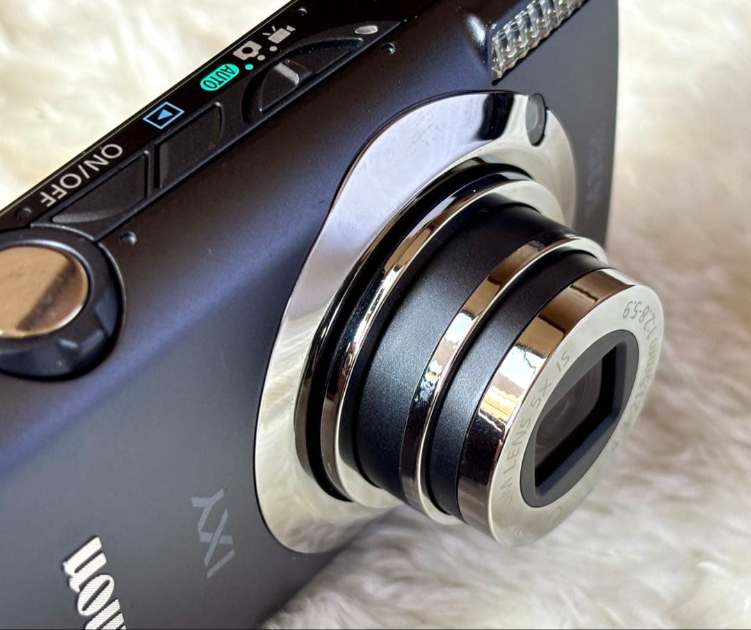 【Canon】美品！キャノン IXY 10S 14.1メガピクセル コンデジ