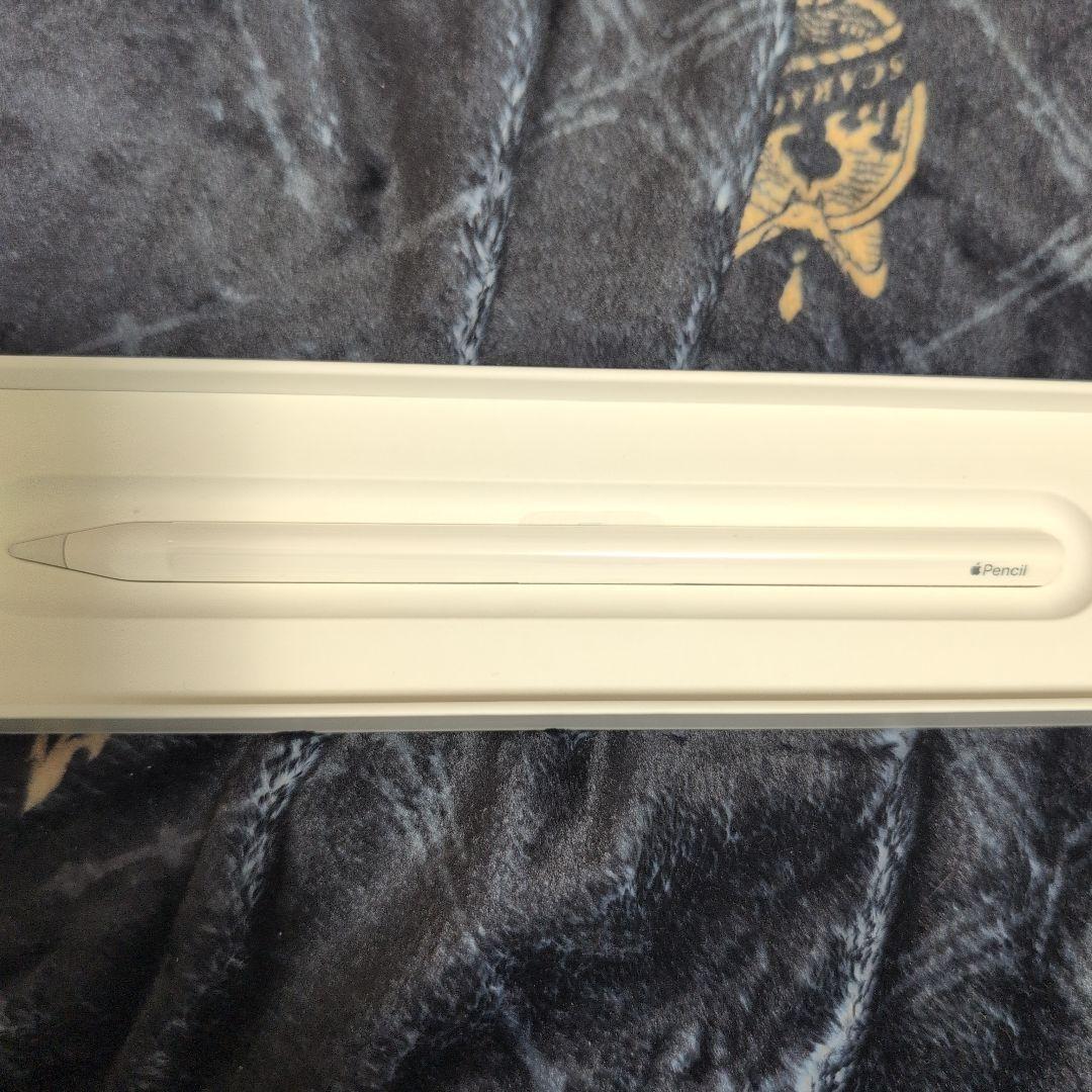 新品　アップルペンシル　第2世代　ペンシルに保護フィルム（初期状態の）付いてます
