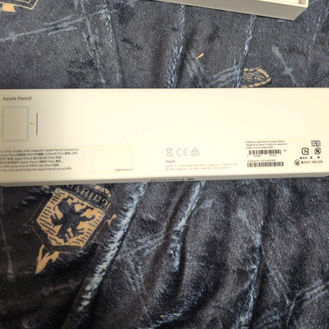 新品　アップルペンシル　第2世代　ペンシルに保護フィルム（初期状態の）付いてます