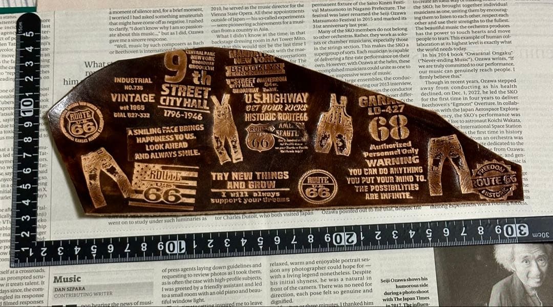 No.608 染色革タグ 革タグ ハンドメイド