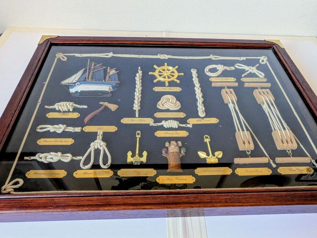 希少輸入品〈ノットボード〉