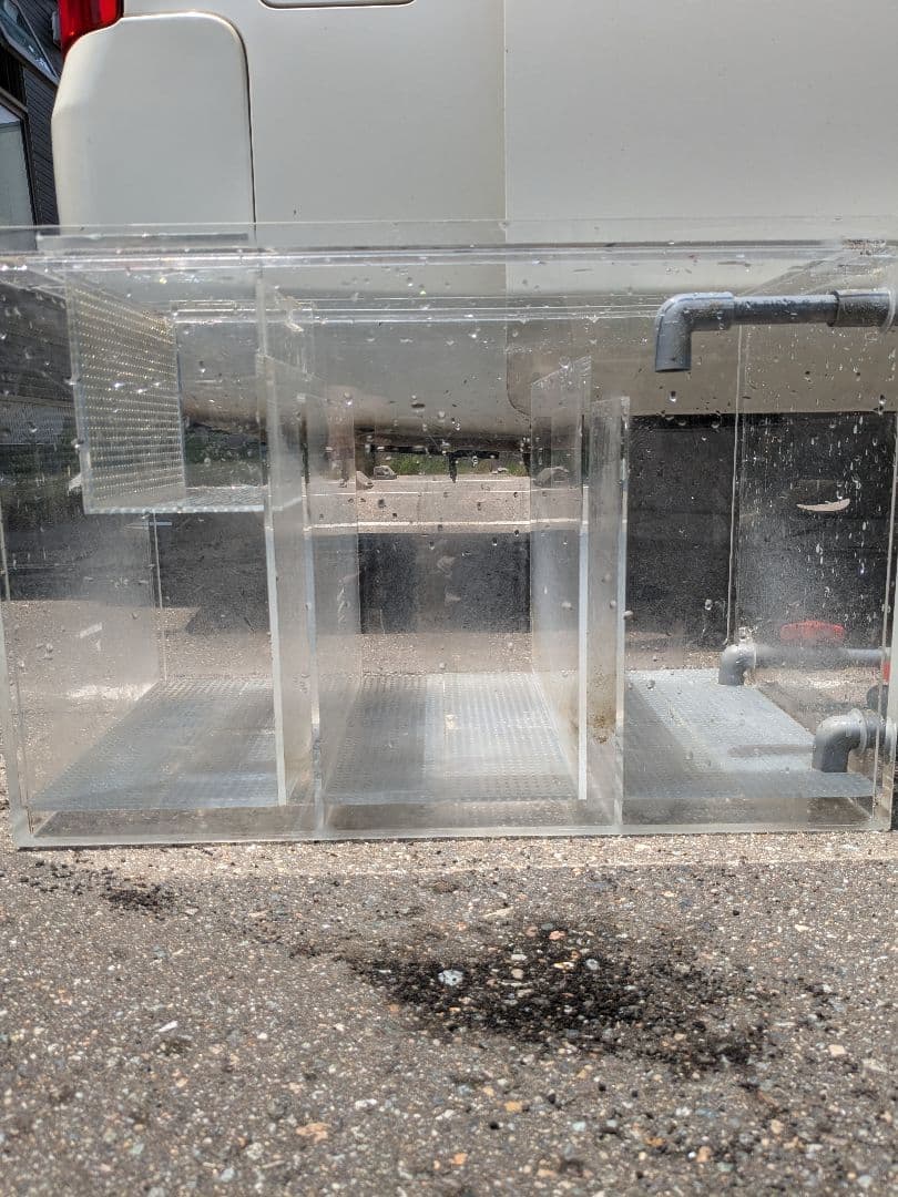 60×35×40濾過槽サンプ、ウールボックス、コック、排水ドレン付き※クラック有