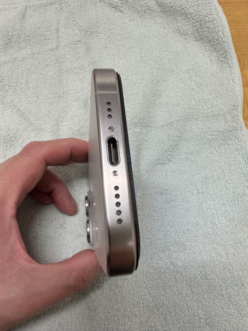 Apple iPhone 15 Pro (訳あり)