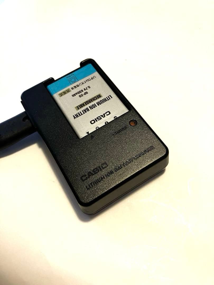 CASIO EX-S20 コンパクトデジタルカメラ【カードサイズの小型】
