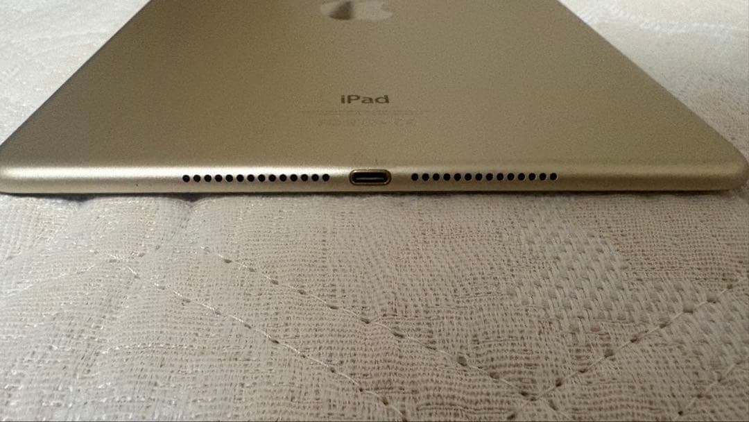 iPad Air2 128GB SIMフリー ゴールド 動作良好