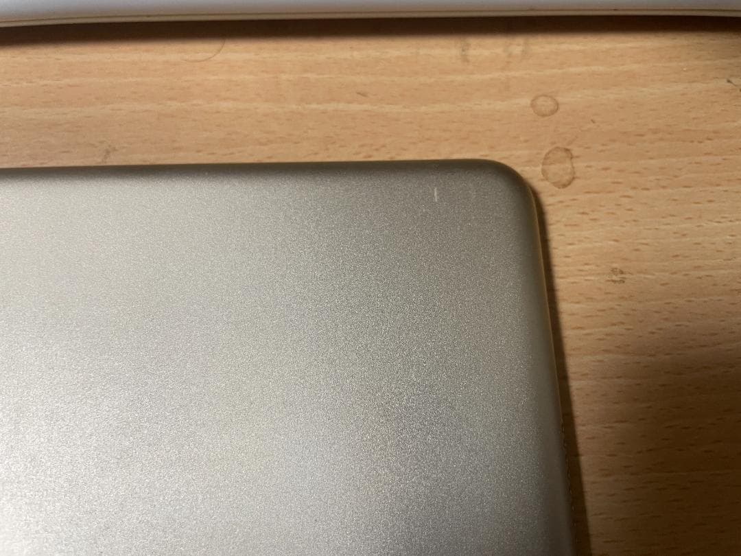 iPad Wi-Fi 第5世代　9.7 インチWI-FI 32GB ゴールド