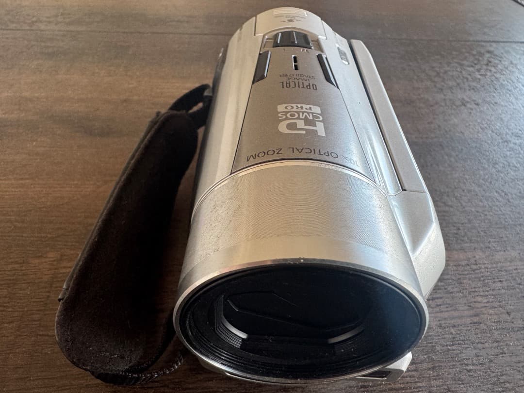 ビデオカメラ Canon iVIS HF M51