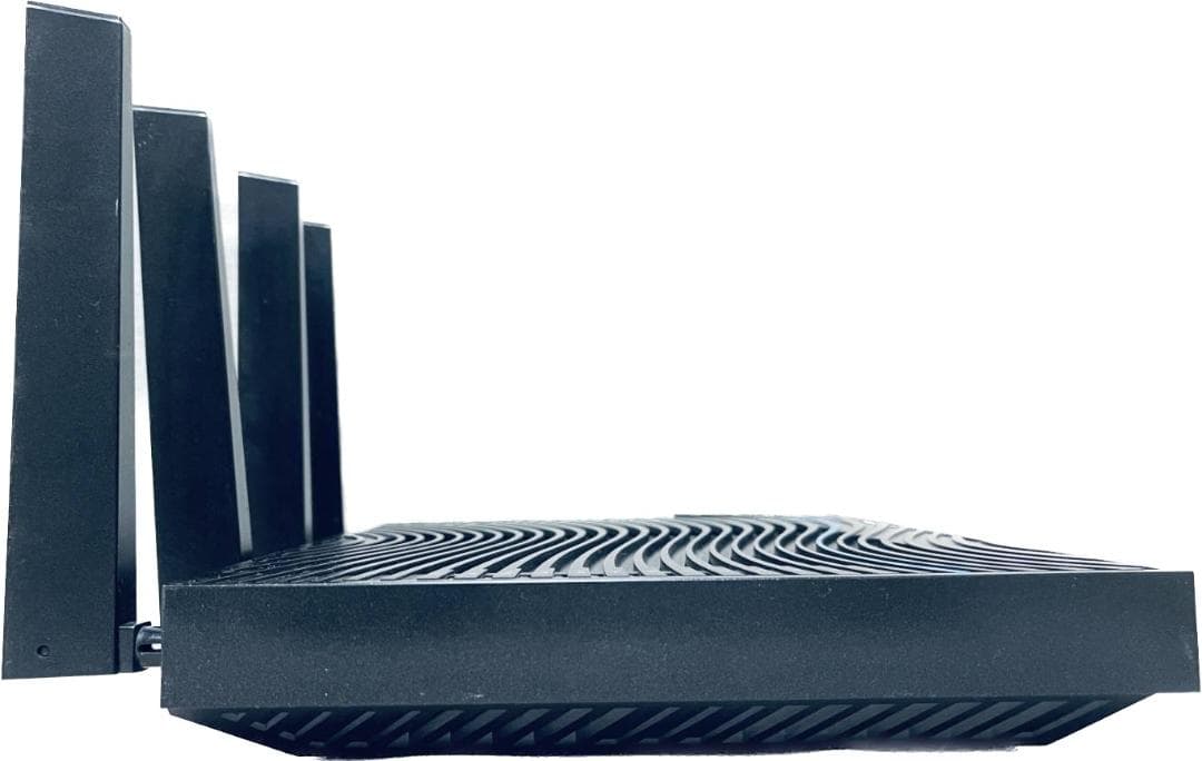 【中古品】NETGEAR（ネットギア）高速ハイエンドルーターR8500-100