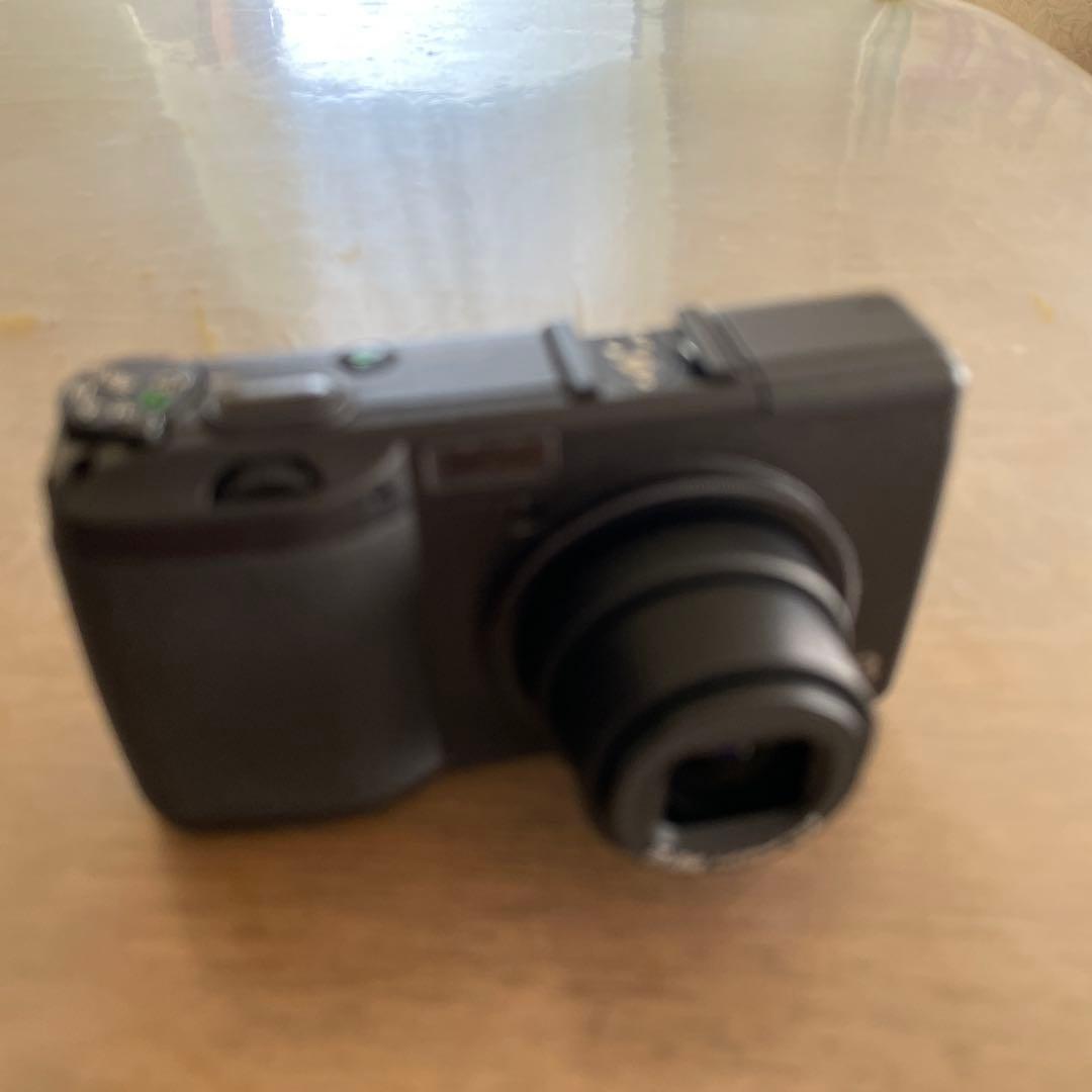 RICOH GR DIGITAL 本体と付属品