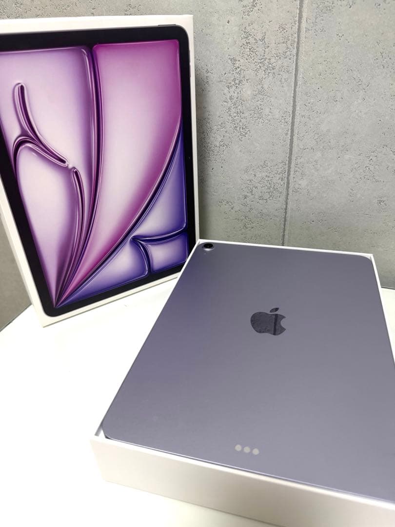 【ほぼ未使用】Apple iPad Air (M3)11パープルのみ