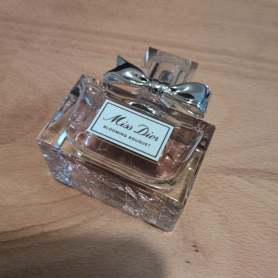 【新品未使用】Diorミスディオールブルーミングブーケ30ml