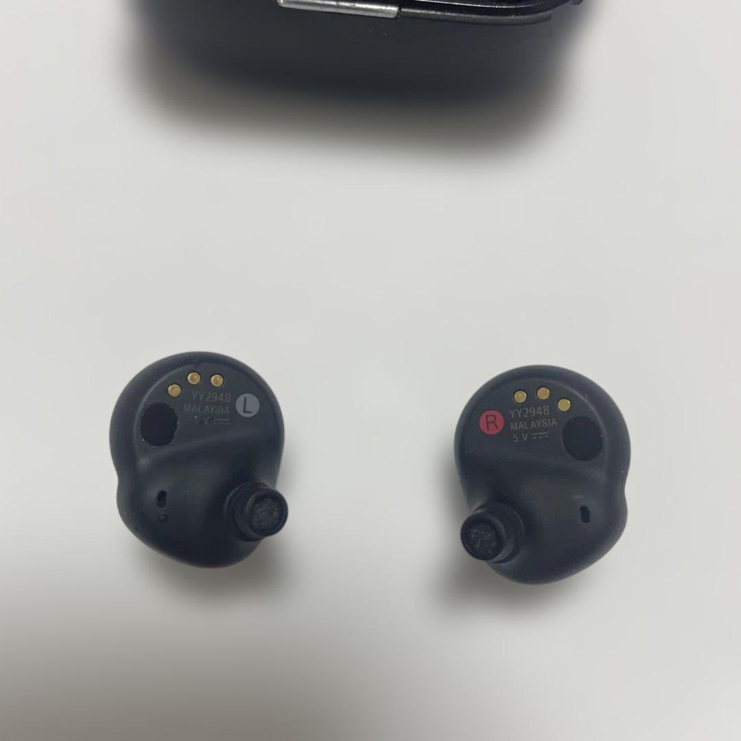 ⬛︎連休割引⬛︎左右バッテリー新品交換済みwf-1000xm4 新品イヤーピース付き