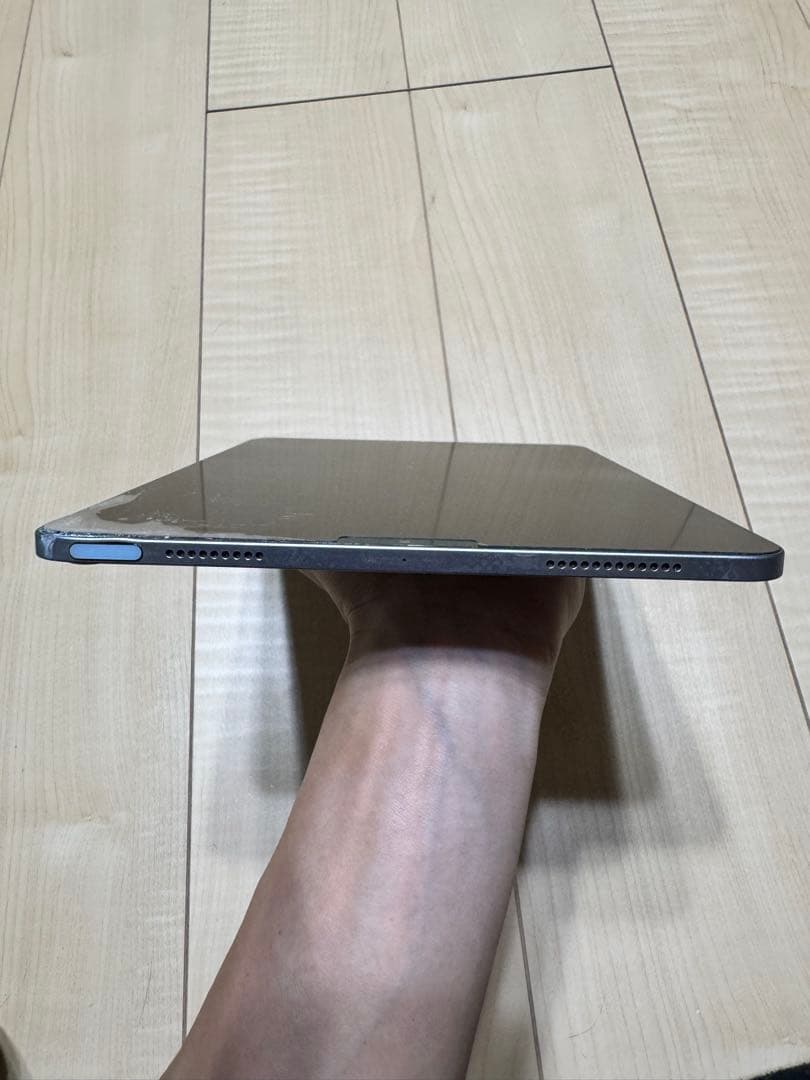 【ジャンク】iPad Air (第4世代) 10.9インチ 64GB 画面割れ