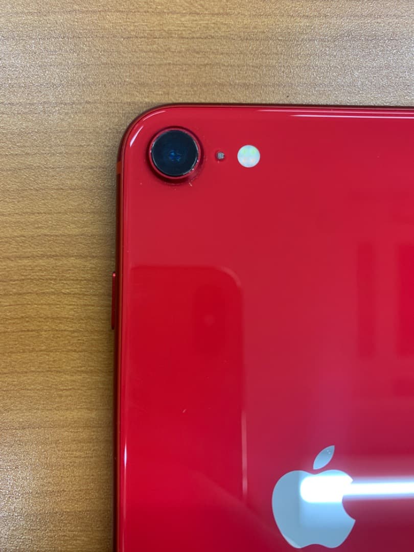 A*e様 動作確認済 iPhone SE 第2世代 64GB ID R8892