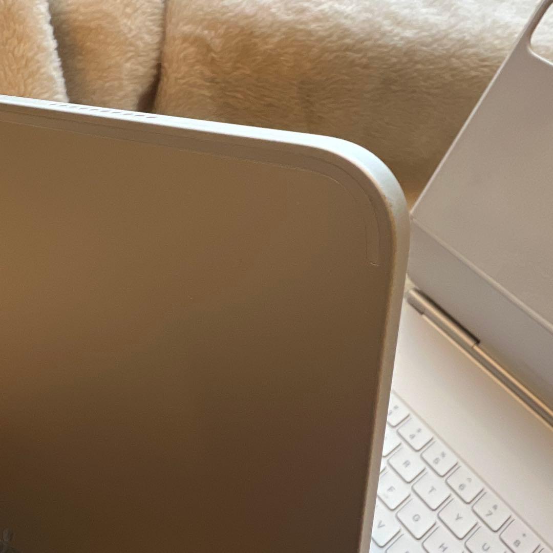 iPad Pro 12.9” 6世代M3 2TB 純正マジックKB,ペンシル付き