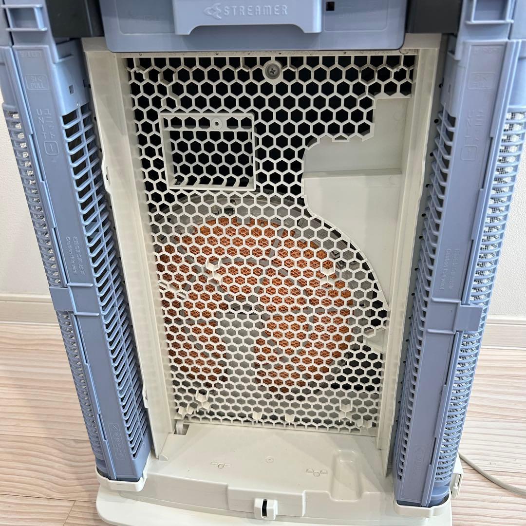 DAIKIN　ダイキン　空気清浄機　MCK70TN-W　2017年製　動作確認済