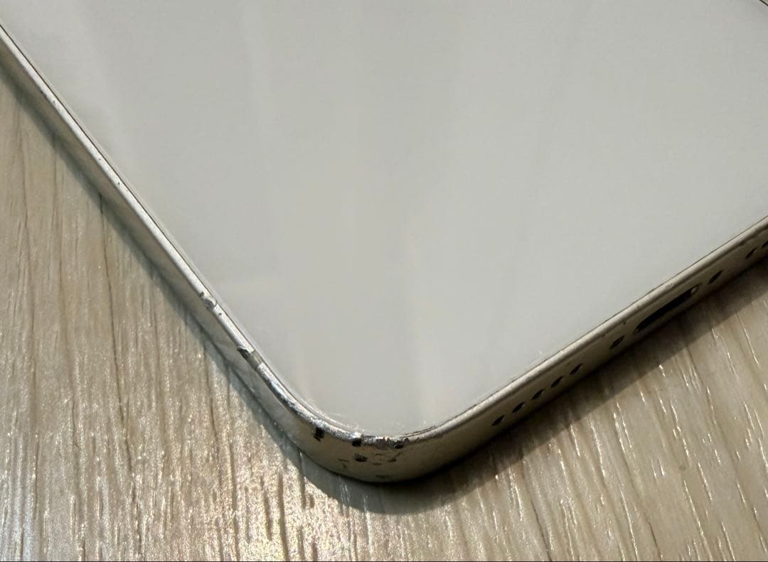 Apple iPhone 14 本体 ホワイト