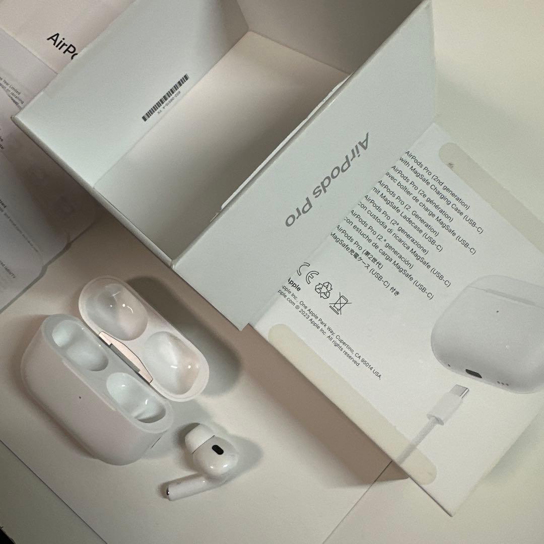 《本物》AirPods Pro (第2世代) 本体　（片耳R 、ケース）