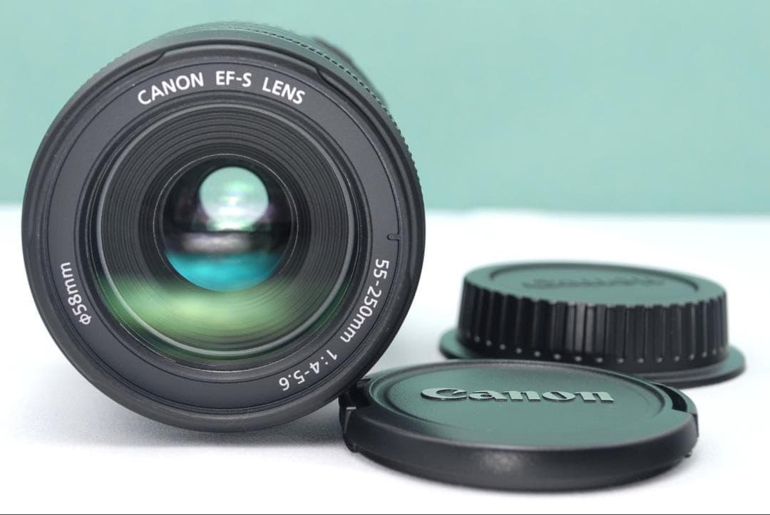 ☘️望遠レンズ✨ Canon EF-S 55-250mm IS 美品✨ 一眼レフ