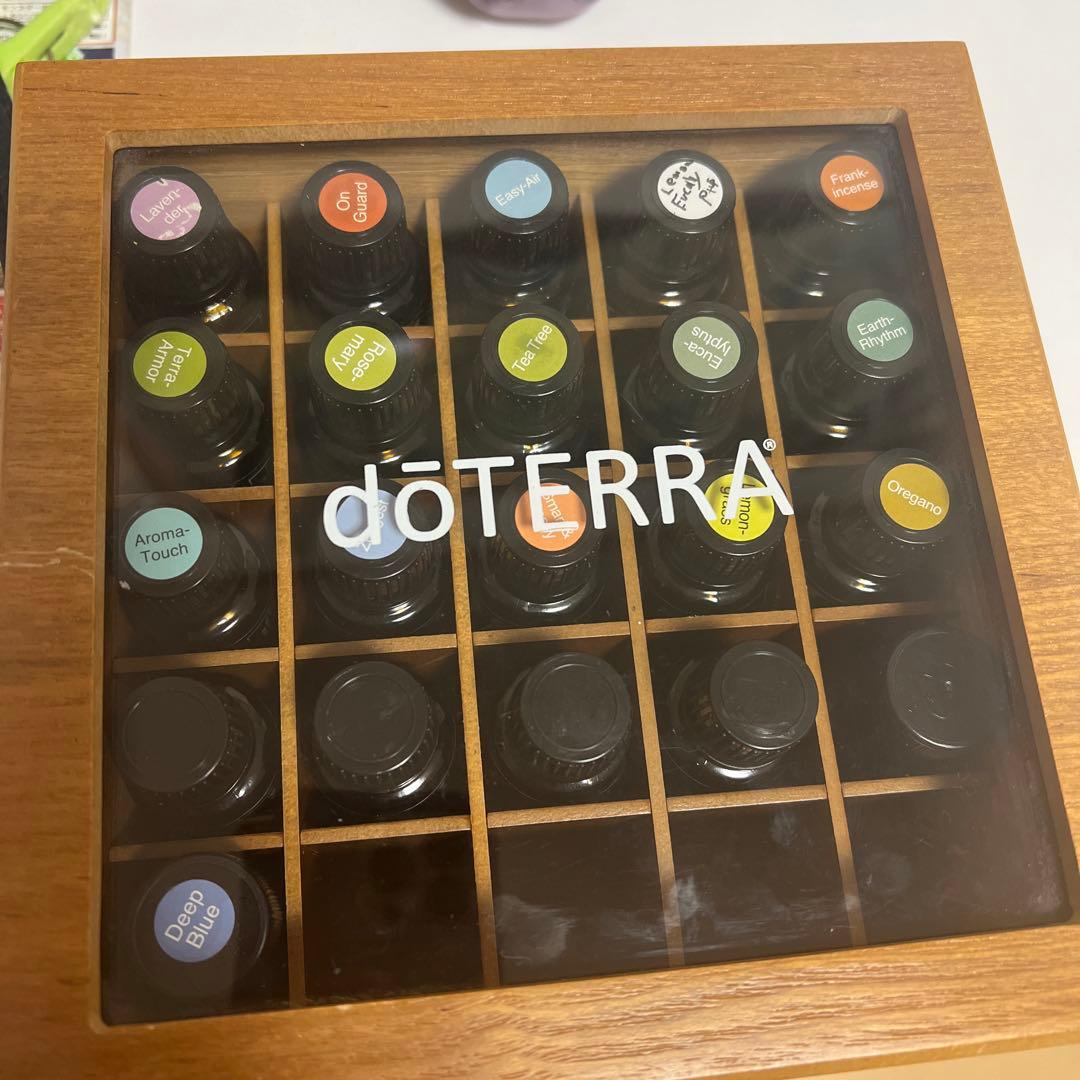 doTERRA まとめ売り。木箱付き