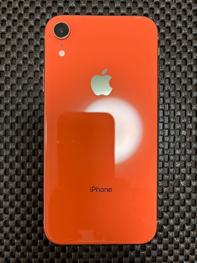 Apple iPhone XR コーラル