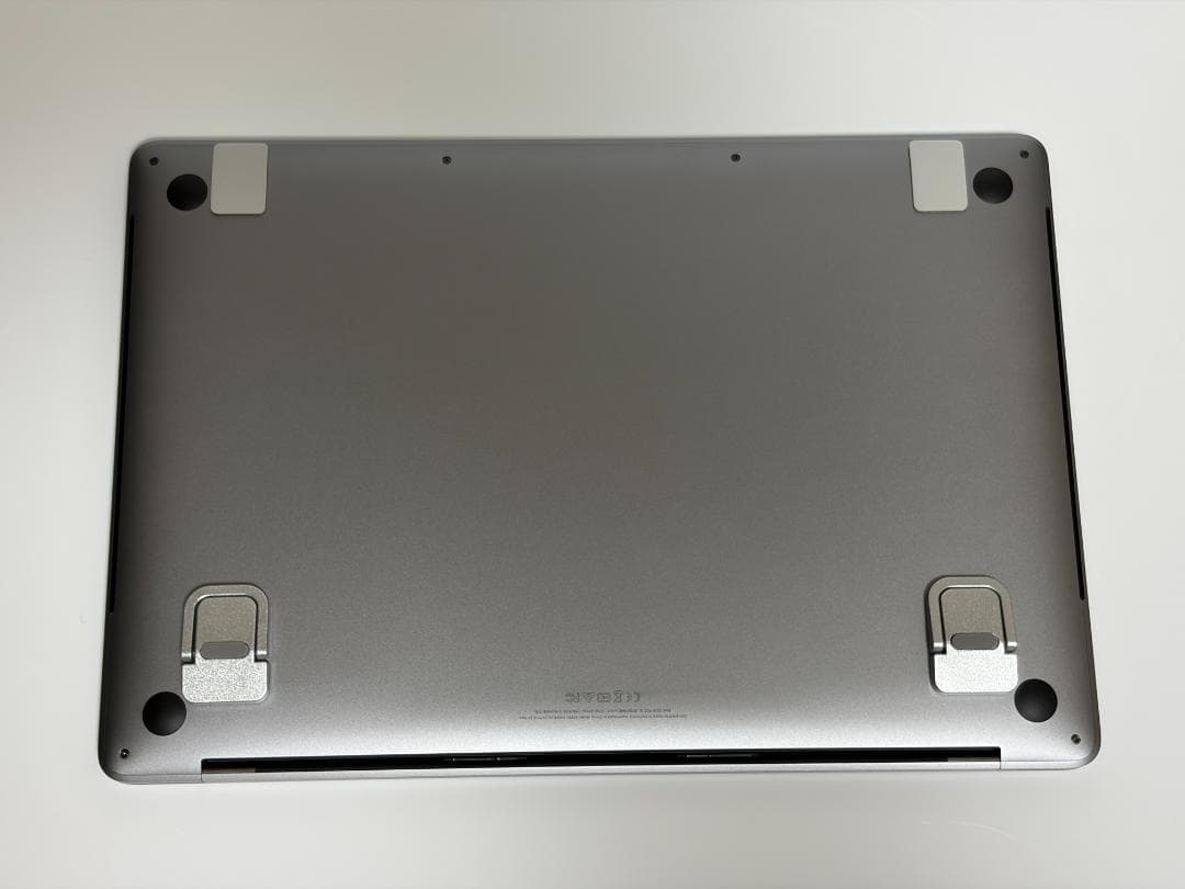 【美品】MacBook Pro 15インチ 2018 、16G、256G　日本語