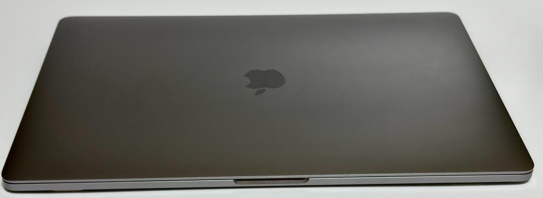 【美品】MacBook Pro 15インチ 2018 、16G、256G　日本語