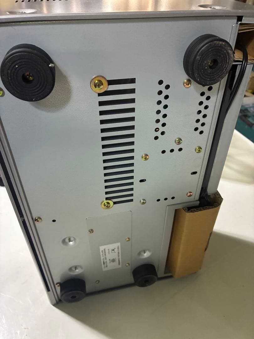 TOA製の卓上型アンプ TA-2120