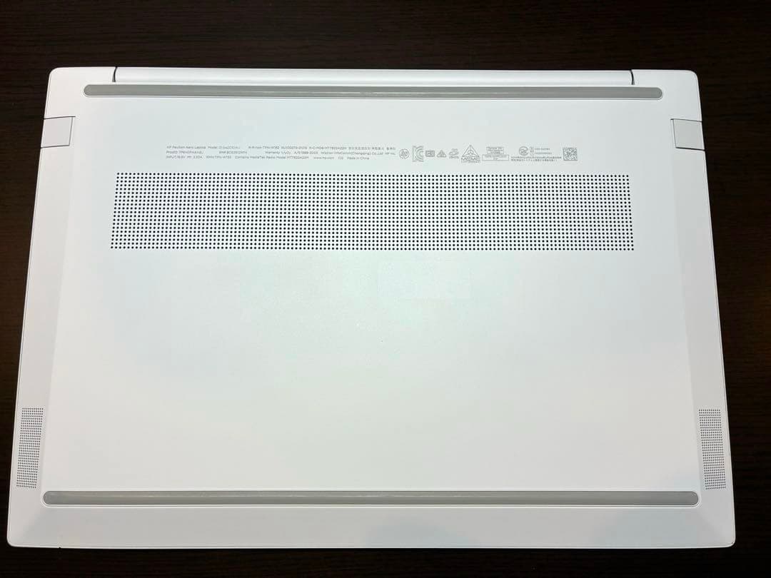 HP pavilion Aero 13-be 無線キーボード・マウス付