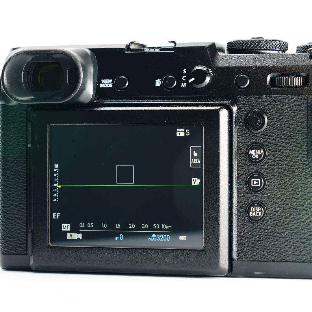 【訳あり】FUJIFILM GFX50R 中判ミラーレス｜フルサイズを超える