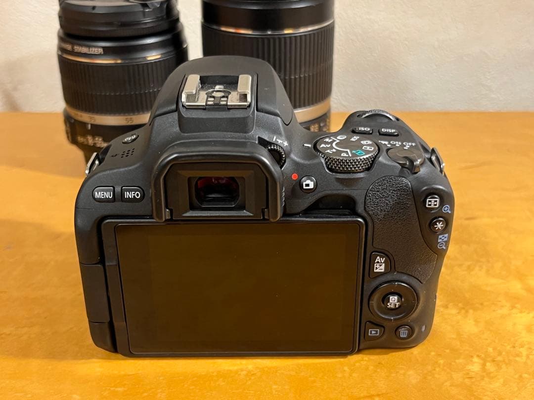 Canon eos kiss X9 ダブルレンズキット