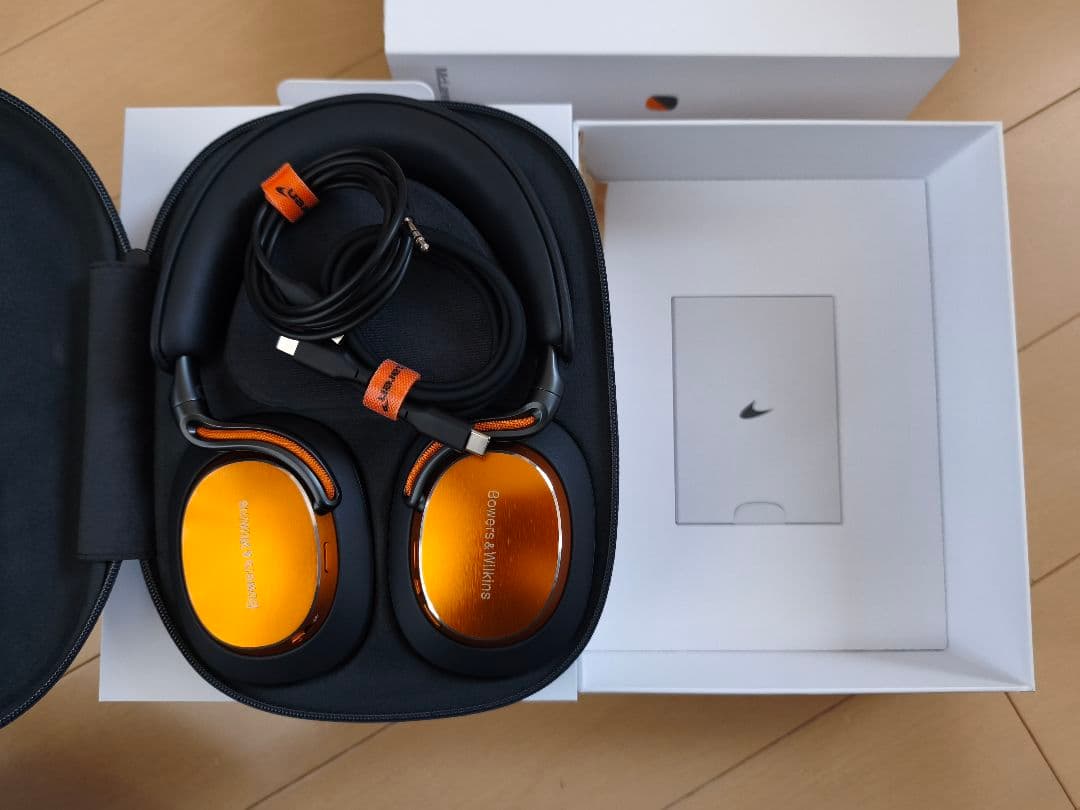 ヘッドホン Bowers & Wilkins Px8 S2 MCLAREN EDITION