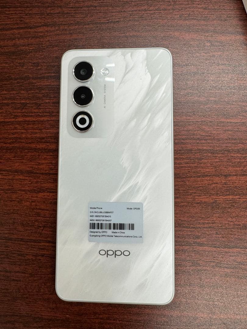 OPPO A5 5G ホワイト 未使用品 SIMフリー　ホワイト