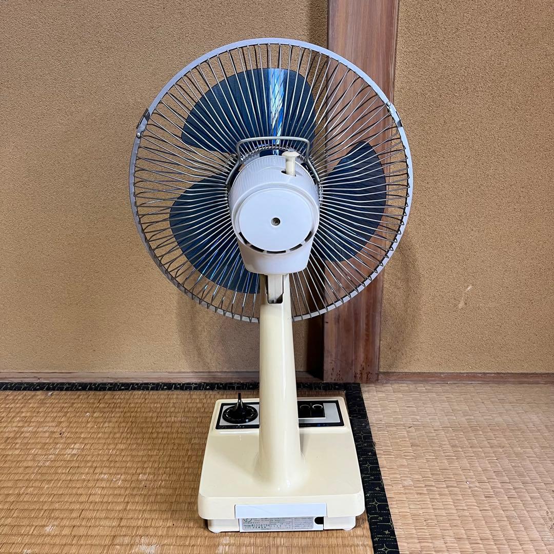 昭和レトロ　日立扇風機　D-30TE 30cm3枚羽