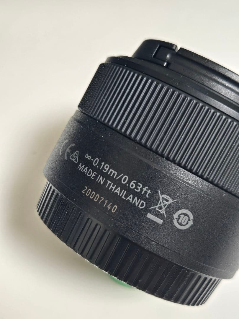 NIKKOR z 28mm f/2.8 レンズ