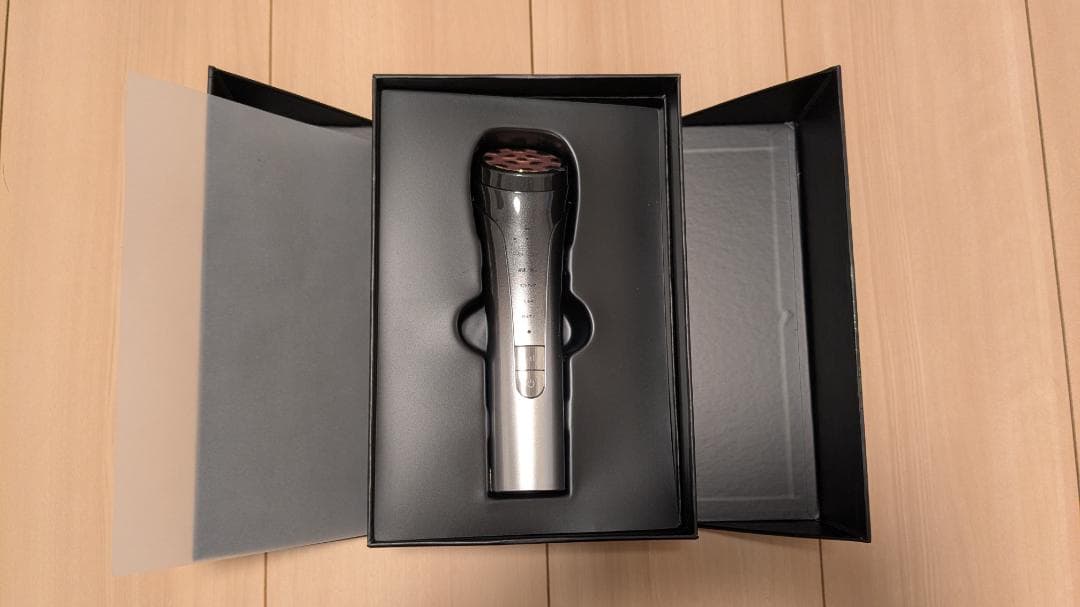 新品未使用　FZ - 620　美顔器