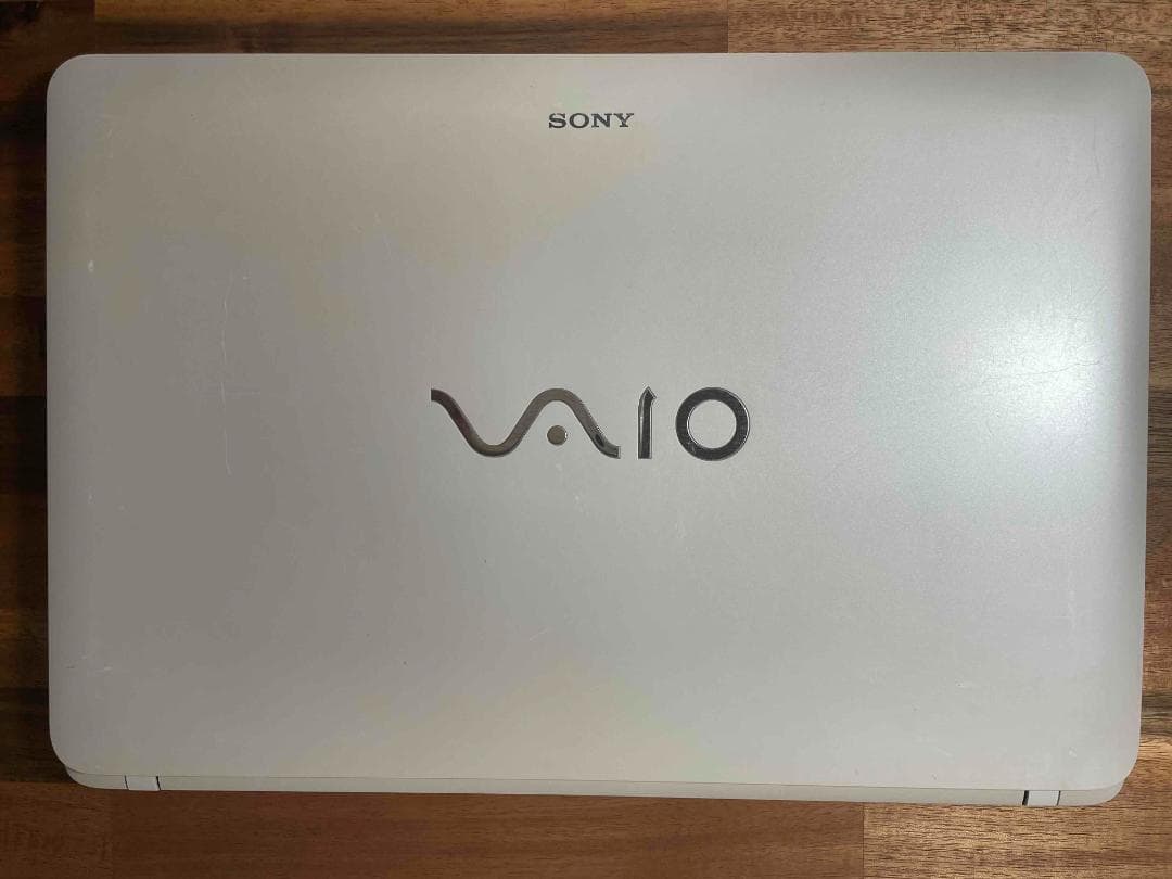 Win11搭載 SONY VAIO メモリ8GB新品SSD240GB 外装難あり