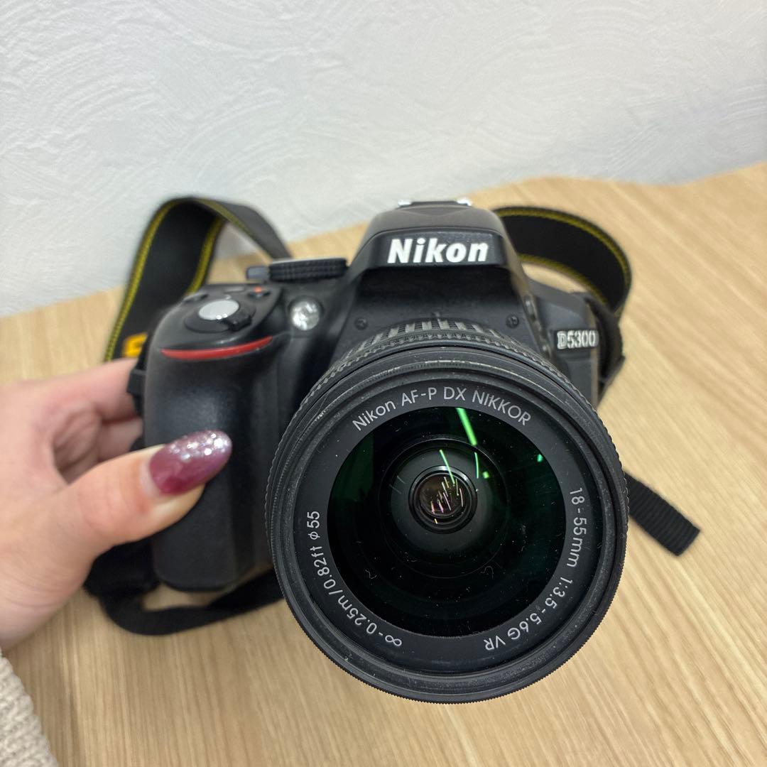 Nikon D5300 デジタル一眼レフカメラ