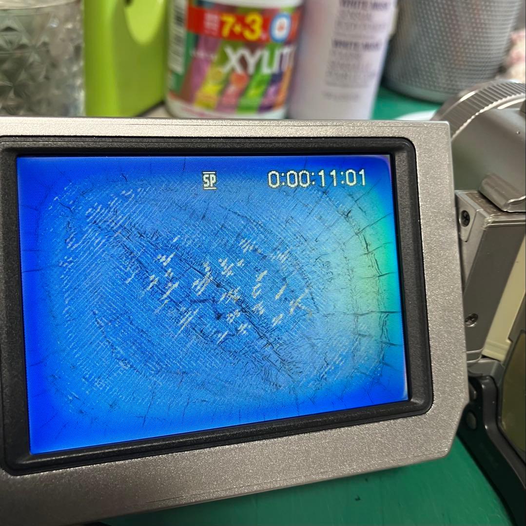 ソニー ビデオカメラDCR-TRV20ミニDVテープ仕様機 作動機 画面劣化あり
