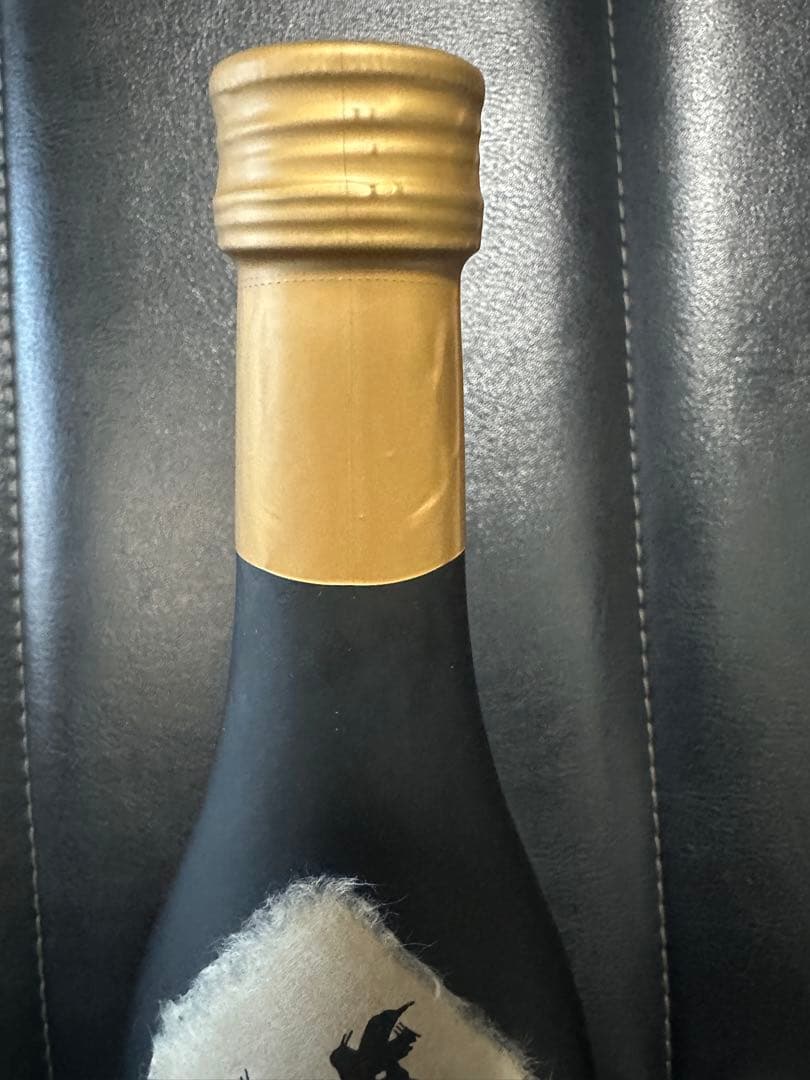 サントリーウイスキーローヤル15年、日本酒　月山丸