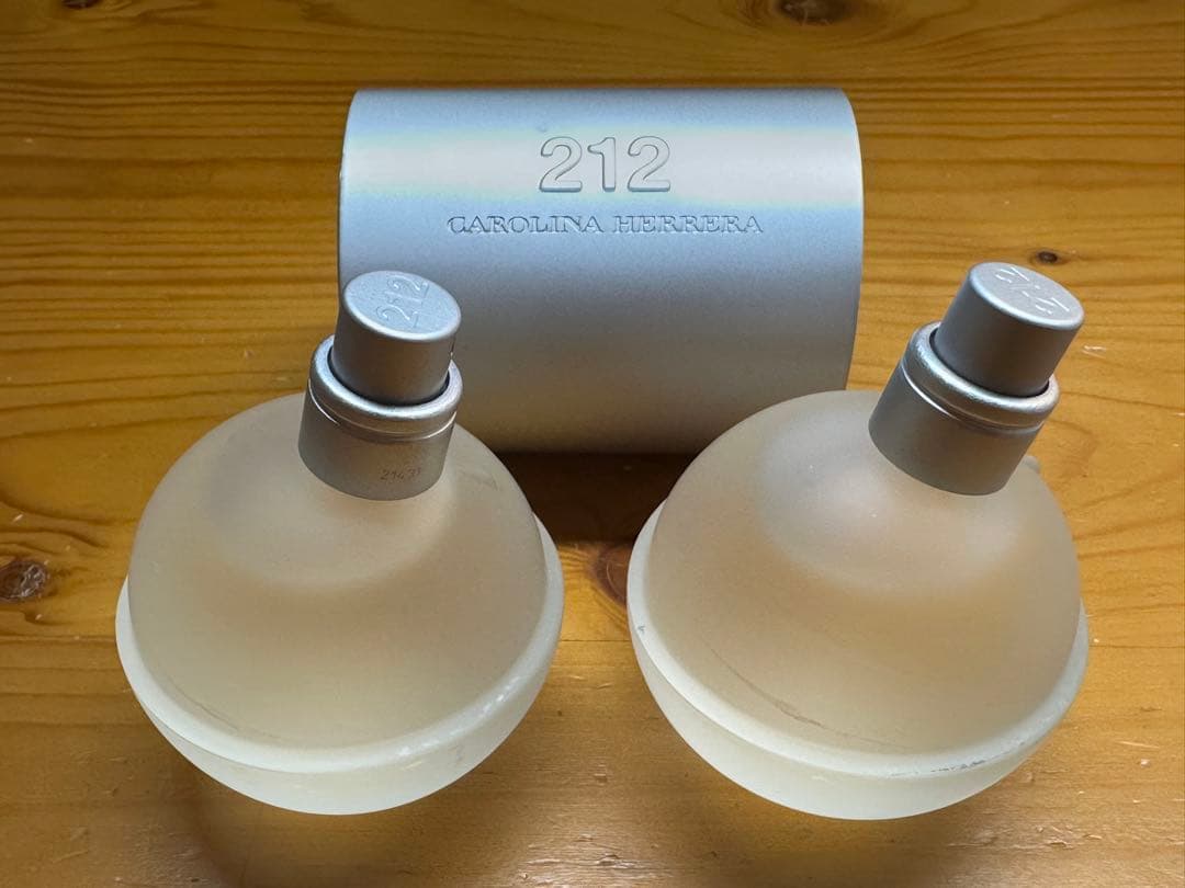 キャロライナへレラ 212 100ml