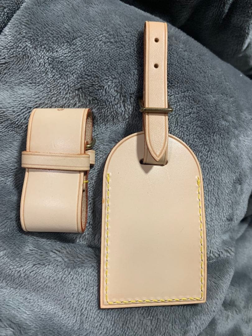 LOUIS VUITTON レザー ネームタグ ベージュ　未使用品