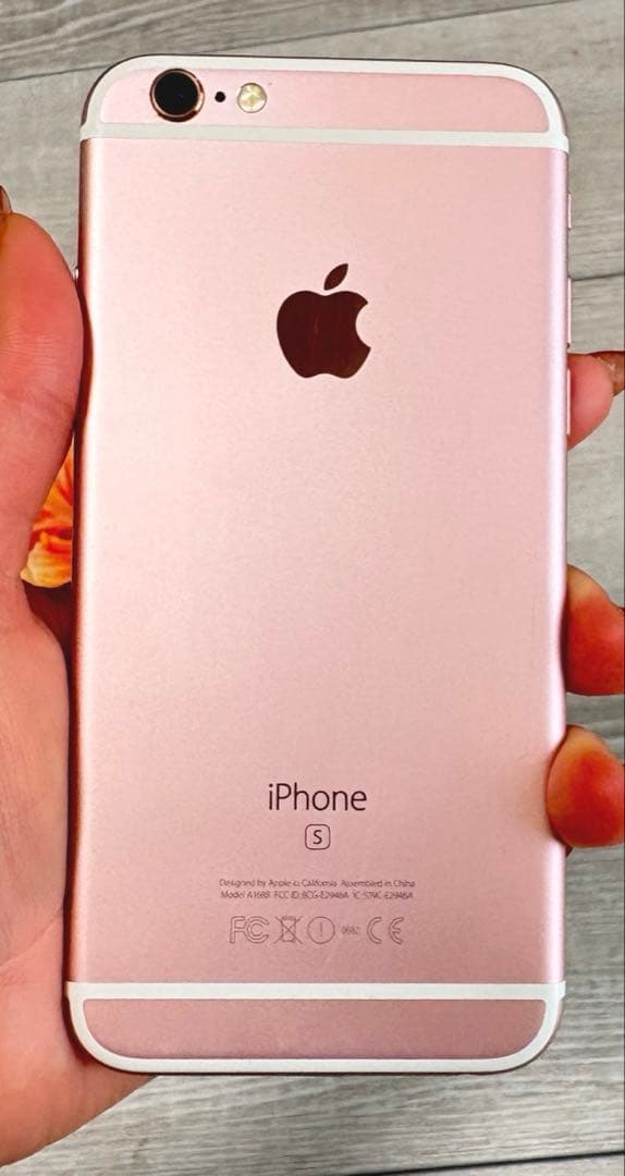 【SIMフリー】iPhone6s／外箱・付属品ほぼあり！