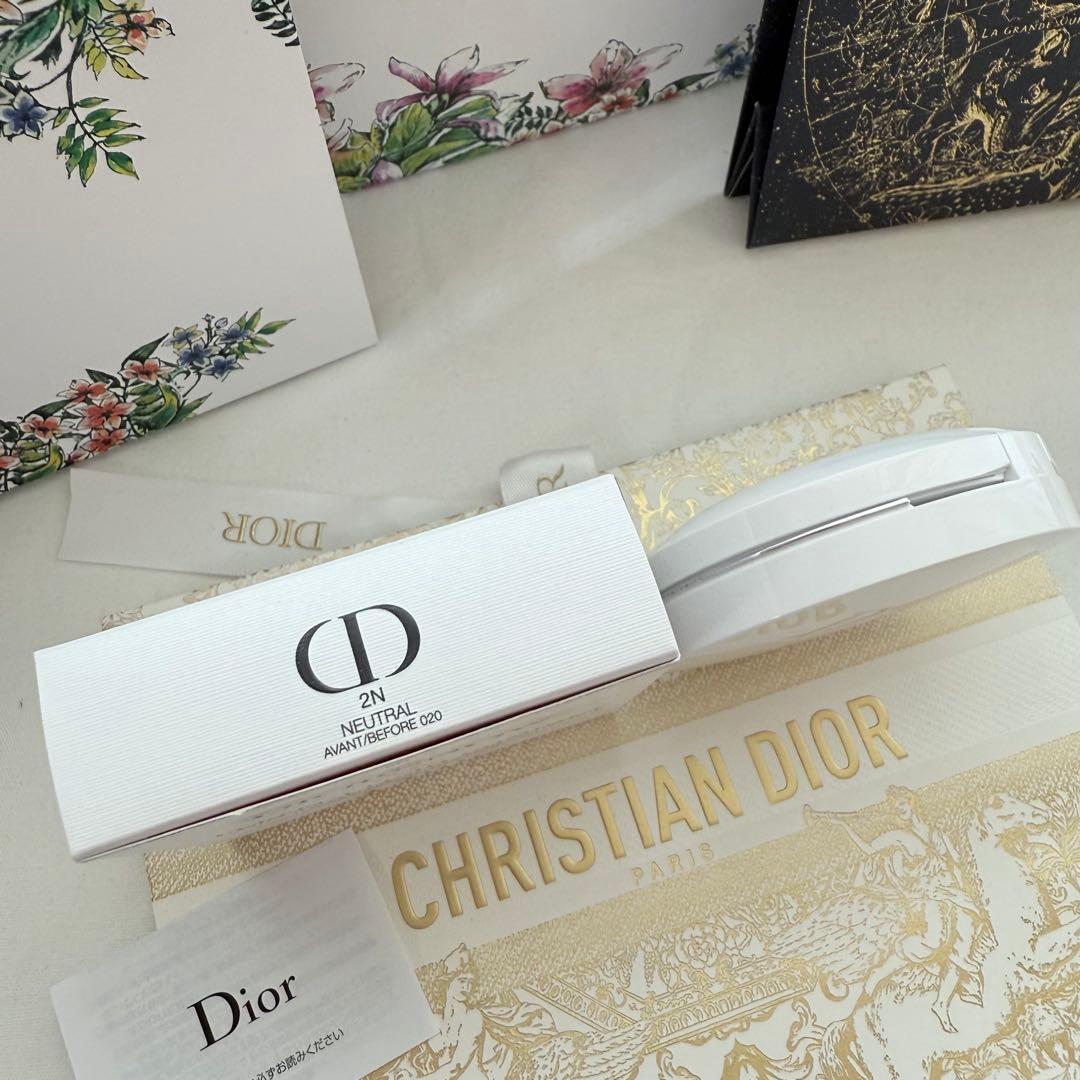 新品 未使用DIOR PERFECT LIGHT COMPACT 2N