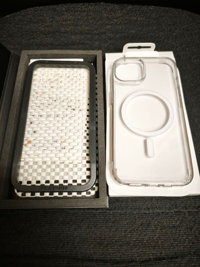 iPhone14 256GB 新品フィルム ケーブル 他おまけ元箱つき
