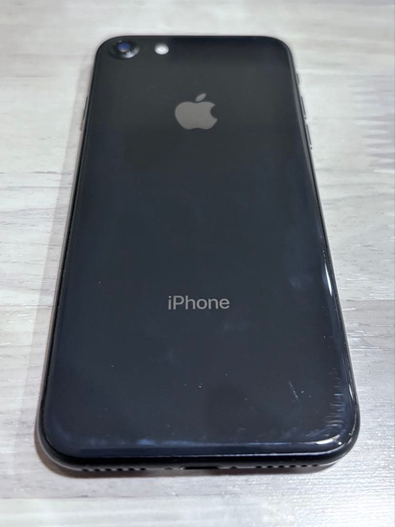 N*）様 【美品】iPhone8 64G SIMフリー ブラック