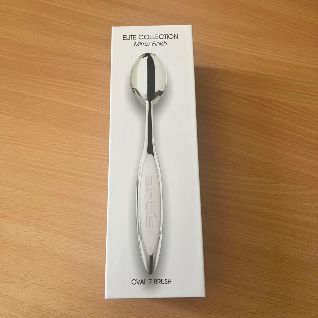 artis Oval 7 Brush ミラー仕上げ