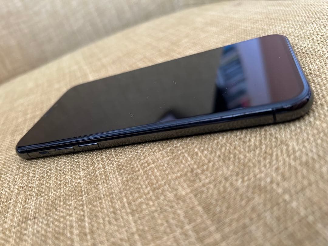 ア*リ様 Apple iPhone 11 Pro 64GBスペースグレー 本体