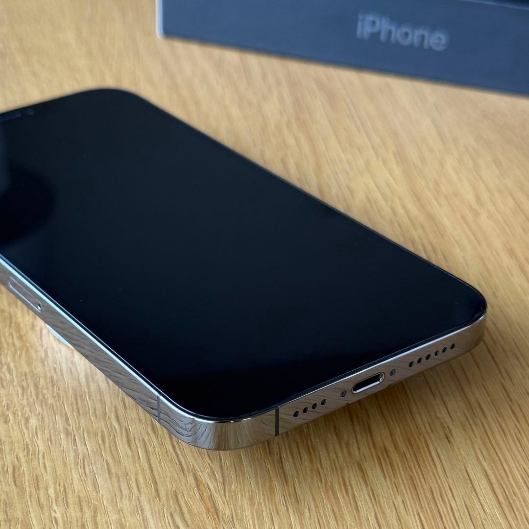 iPhone 12 Pro Max 512GB グラファイト色（SIMフリー）